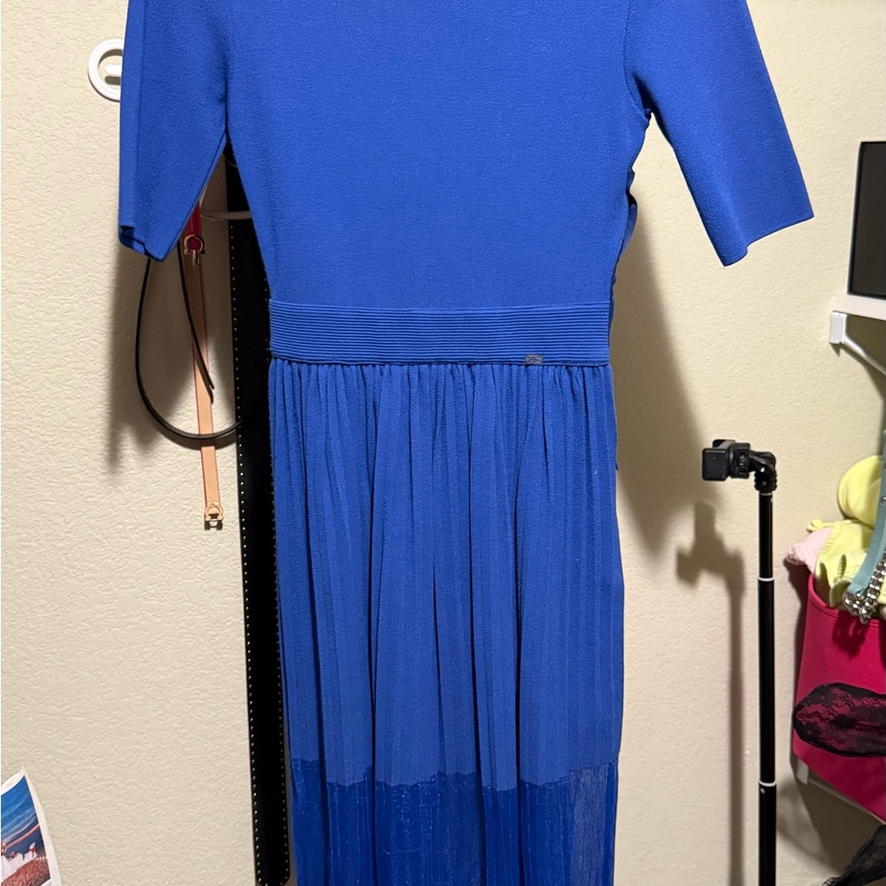 Chic Blue Midi Dress